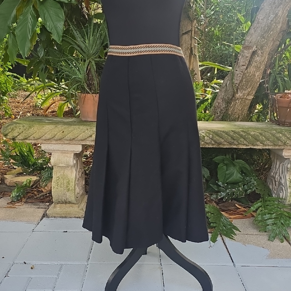 Missono Black Wool Pleated Sz 14 Skirt. Gently Worn.